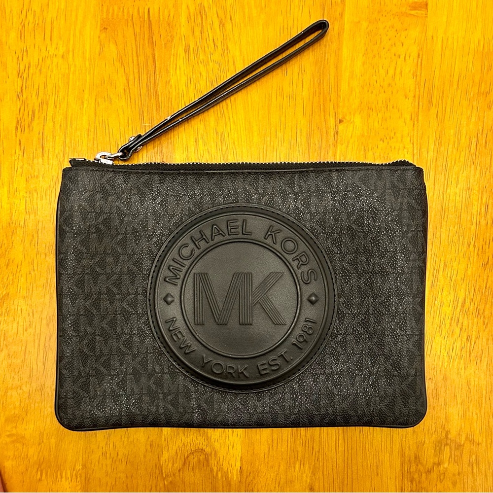 Michael Kors Fulton Clutch